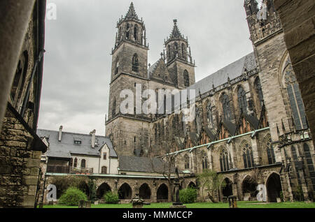 La Cathédrale de Magdebourg, officiellement appelée la Cathédrale des Saints Catherine et Maurice, une cathédrale protestante, la plus ancienne cathédrale gothique en Allemagne. Banque D'Images