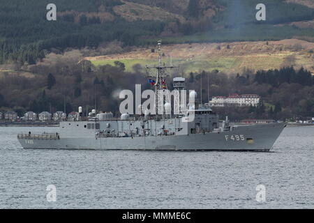 Gediz TCG (F495), un Gabya-classe (ou G-class frigate) exploité par la marine turque, à l'arrivée d'étapes pour l'exercice Joint Warrior 18-1. Banque D'Images