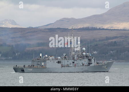 Gediz TCG (F495), un Gabya-classe (ou G-class frigate) exploité par la marine turque, à l'arrivée d'étapes pour l'exercice Joint Warrior 18-1. Banque D'Images