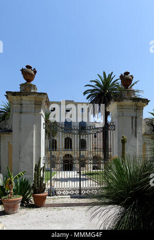 Vue sur le Palazzo Corsini à partir de l'Orto Botanico di Roma ou le jardin botanique de Rome. Situé sur les pentes inférieures du Gianicolo ou le mont Janicule, la Banque D'Images