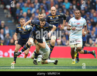 Leinster's Robbie Henshaw fait une pause durant la finale de la Coupe des champions européens au stade San Mames de Bilbao. Banque D'Images