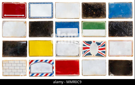 Photo de couleur unique blanc patiné Grungy des plaques de rue isolé sur fond blanc Banque D'Images