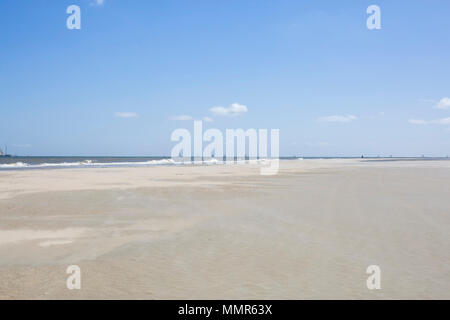 Longue et large plage sur Vlieland aux Pays-Bas Banque D'Images