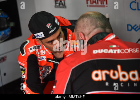 Imola, Italie. Le 13 mai 2018. Les vélos en course 2 Superbike au circuit d'Imola Dino et Enzo Ferrari pour la ronde italienne d'Imola, Italie. Le 13 mai 2018. La Superbike Championship dans la photo : 33 Marco Melandri ITA Ducati Panigale R (aruba.it Racing - Ducati). 13/05/2018, Imola, Italie : Crédit Photo indépendant Srl/Alamy Live News Banque D'Images