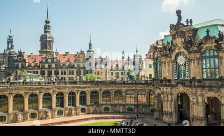 Le "Baroque" le Palais Zwinger à Dresde, Allemagne Banque D'Images