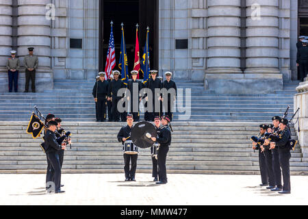 9 avril 2018 - Annapolis Maryland - Aspirants sont vus en formation avant le déjeuner, US Naval Academy d'Annapolis, Maryland Banque D'Images