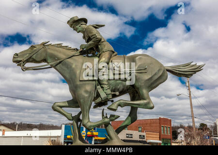 Statue équestre commémorant le Pony Express, Marysville, Kansas USA Midwest Banque D'Images