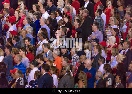 22 août 2017, PHOENIX, AZ Serment d'allégeance aux États-Unis pour le Président Donald J. Trump à la Phoenix Convention Center Banque D'Images