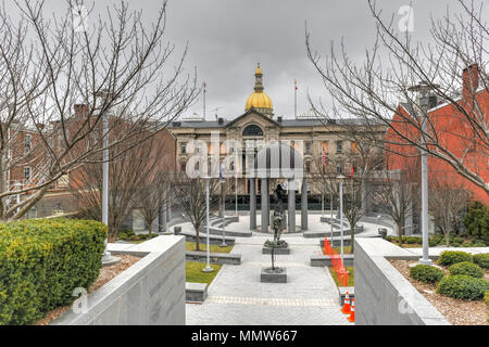 World War II Memorial rotonde à Trenton en face de la State House. Banque D'Images