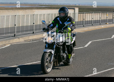 Honda CBF 600 N-6 étant monté sur la promenade du front de mer, Southport, Royaume-Uni Banque D'Images