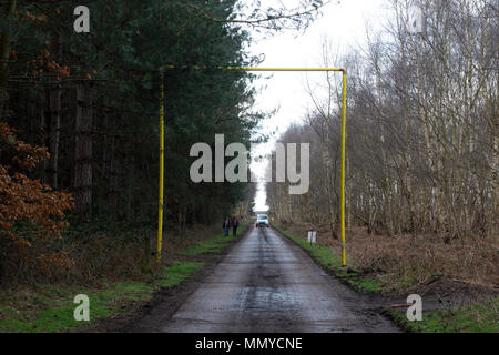 East Gate Road à l'ancienne base aérienne de l'USAF, Woodbridge, Suffolk, UK. Banque D'Images