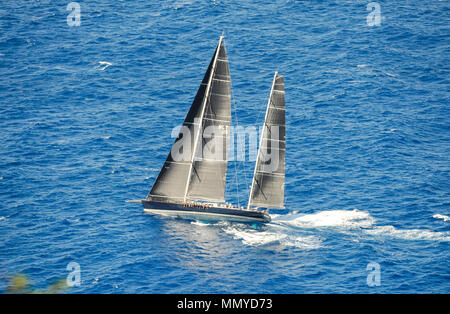 Petites Antilles Antigua îles dans les Caraïbes Antilles - Ocean yachts va prendre part à Antigua Sailing Week courses Banque D'Images