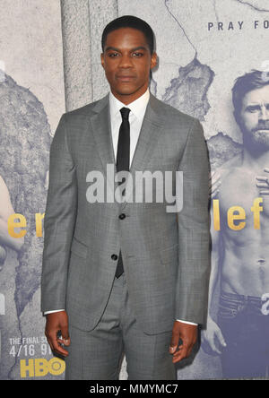 LOS ANGELES, CA - le 04 avril : Jovan Adepo assiste à la première de la saison 3 'Les restes' at Avalon Hollywood le 4 avril 2017 à Los Angeles, Californie. People : Jovan Adepo Banque D'Images