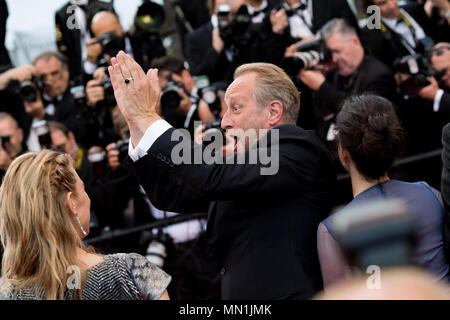 Cannes, France. 13 mai, 2018. Benoit Poelvoorde assiste à la projection de "mange ou crève (Le Grand Bain) lors de la 71e assemblée annuelle du Festival du Film de Cannes au Palais des Festivals le 13 mai 2018 à Cannes, France Crédit : BTWImages/Alamy Live News Banque D'Images