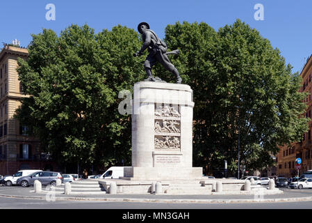 Marbre et bronze Monument à Bersagliere (Monumento al Bersagliere), Piazzale di Porta Pia, Rome, Italie. Banque D'Images