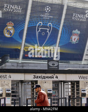 Kiev, Ukraine. 14 mai, 2018. Le logo de la finale de la Ligue des champions de 2018 est visible sur le stade Olimpiyskiy à Kiev, Ukraine, le 14 mai 2018 . Kiev sera l'hôte de la finale de la finale de la Ligue des champions de 2018 le 26 mai 2018. Crédit : Serg Glovny/ZUMA/Alamy Fil Live News Banque D'Images