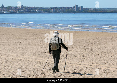 Crosby, Liverpool. 14 mai 2018. Météo France 14/05/2018. Un jour à l'été sur la rive de la côte de l'estuaire de la Mersey. Credit : Cernan Elias/Alamy Live News Banque D'Images