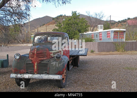 Classic vintage vieux camion dans l'Arizona, USA Banque D'Images
