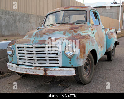 Classic vintage vieux camion dans l'Arizona, USA Banque D'Images