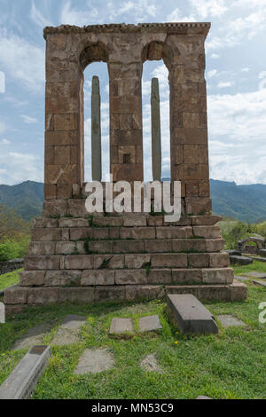 Monument funéraire à l'église dans le village Odzoun Odzoun, Lori province, l'Arménie Banque D'Images