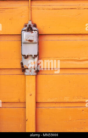 La texture du mur en bois Orange Banque D'Images