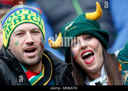 Fans au cours de l'IRB RWC 2015 match de quart de finale entre le Pays de Galles v RSA Afrique du Sud au stade de Twickenham. Londres, Angleterre. 17 Octobre 2015 Banque D'Images