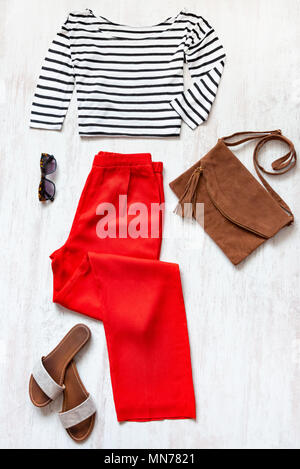 Casual vêtements femme printemps/été défini. Banque D'Images