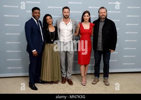 New York, NY, USA. 14 mai, 2018. Tyler Labine, Freema Agyeman, Dannevoux, Janet Montgomery, Jocko Sims aux arrivées de NBC Universal à l'avance 2018, Rockefeller Plaza, New York, NY 14 mai 2018. Credit : Kristin Callahan/Everett Collection/Alamy Live News Banque D'Images