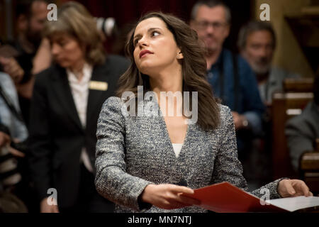 Barcelone, Espagne. 14 mai, 2018. Ciudadanos chef de parti Ines Arrimadas parle au cours de la session plénière au parlement catalan. Pro- indépendance politicien Quim Torra a été élu nouveau président par le parlement de Catalogne. Torra a dit qu'il travaillera pour libérer les prisonniers et faire venir les dirigeants Catalan accueil les exilés pendant que aller de l'avant avec la République Catalane. Crédit : Jordi Boixareu/Alamy Live News Banque D'Images