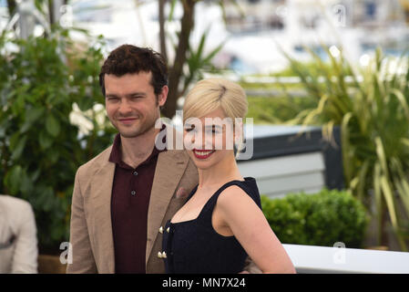 Cannes, France. 15 mai, 2018. 15 mai 2018 - Cannes, France : Alden Ehrenreich, Emilia Clarke assiste à la 'Solo : une histoire de la guerre des étoiles' photocall au cours de la 71e festival de Cannes. Credit : Idealink Photography/Alamy Live News Banque D'Images