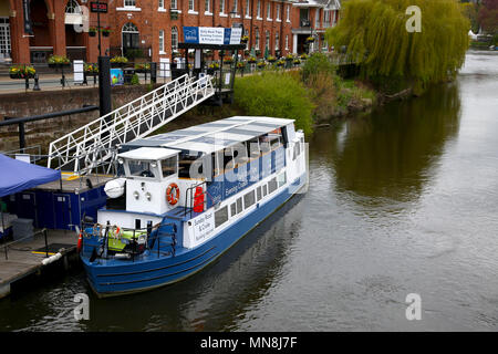 Des excursions en bateau sur la rivière Severn le bateau au centre-ville de Shrewsbury, Sabrina, Shrewsbury, Shropshire. United Kingdom. 30 avril 2018. Banque D'Images