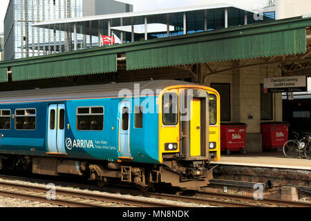 Arriva trains Wales Class 150, gare centrale de Cardiff, pays de Galles du Sud, Royaume-Uni. Banque D'Images