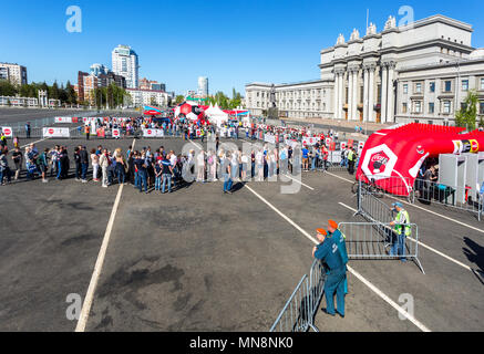 Samara, Russie - 13 mai 2018 : LA FIFA World Cup Trophy Tour de la Russie dans l'une des villes hôtes Banque D'Images