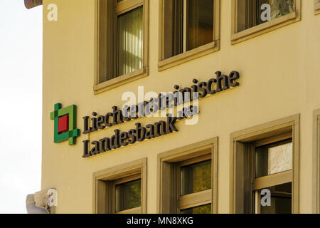 Vaduz, Liechtenstein - le 19 octobre 2017 : Signe de Liechtensteinische Landesbank sur façade d'immeuble Banque D'Images