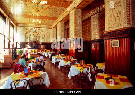 Prague en République tchèque, carreaux Art Nouveau dans le Café Imperial Banque D'Images