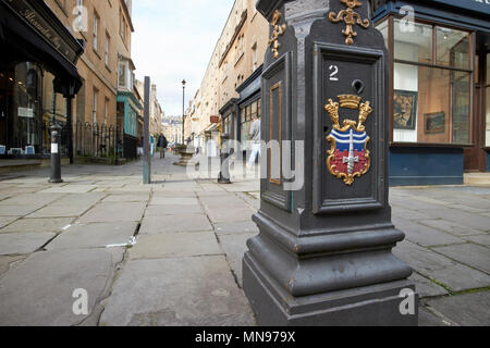 Ville de Bath armoiries sur un lampadaire à Bath England UK Banque D'Images