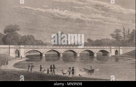 HYDE PARK. Le pont sur la Serpentine. Londres. Vieux BERGER 1828 imprimer Banque D'Images