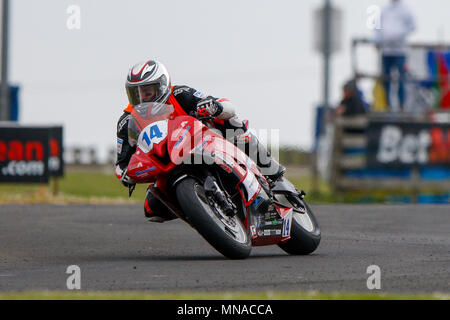 Bushmills, Irlande du Nord. 15 mai, 2018. 200 North West International course moto mardi, la pratique libre ; Lija Caljouw (NLD) Performance Racing Achterhoek, dans l'action au nord-ouest de l'Action Crédit : 200 Plus Sport/Alamy Live News Banque D'Images