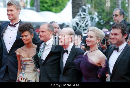 Cannes, France. Le 15 mai 2018. Suotamo Oonas, que Newton, Woody Harrelson, Ector Ron Howard, Acteurs Emilia Clarke, Alden Ehrenreich Acteurs et Ector Solo : Une histoire de la guerre des étoiles, Premiere. 71 e Festival du Film de Cannes Cannes, France 15 mai 2018 Jaa1903 Allstar Crédit : photo library/Alamy Live News Crédit : Allstar Photo Library/Alamy Live News Banque D'Images