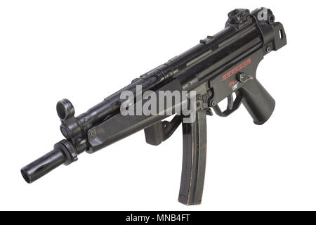 Mitraillette MP5 isolated on white Banque D'Images