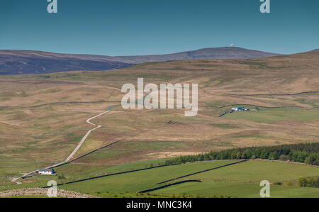 North Pennines paysage, au grand Dun est tombé de haut bord Hurth, Langdon Beck Teesdale, UK, sur une belle journée de printemps Banque D'Images