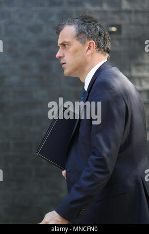 Londres, Royaume-Uni, le 15 mai, 2018. Whip en chef conservateur Julian Smith arrive à Downing Street pour la réunion hebdomadaire du cabinet Banque D'Images