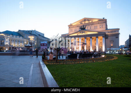 Théâtre du Bolchoï au crépuscule, Moscou, Russie Banque D'Images