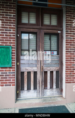 Portes boutique au centre-ville de Foley, Alabama, USA. Banque D'Images