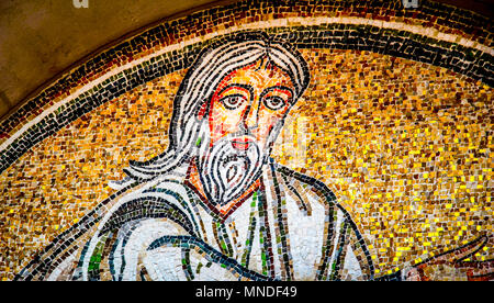 Basilique du Sanctuaire national de Marie, Reine de l'Univers à Orlando en Floride Banque D'Images