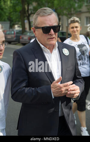 Piotr Glinski, premier vice-premier ministre et le ministre de la Culture et du patrimoine national sur Rotmistrz Witold Pilecki mars à Varsovie, Pologne. Peut Banque D'Images