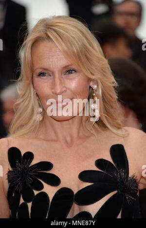 Cannes, France. 16 mai, 2018. CANNES, FRANCE - 16 MAI : Estelle Lefebure assiste à la projection de 'brûler' au cours de la 71e assemblée annuelle du Festival du Film de Cannes au Palais des Festivals le 16 mai 2018 à Cannes, France. Credit : Frederick Injimbert/ZUMA/Alamy Fil Live News Banque D'Images