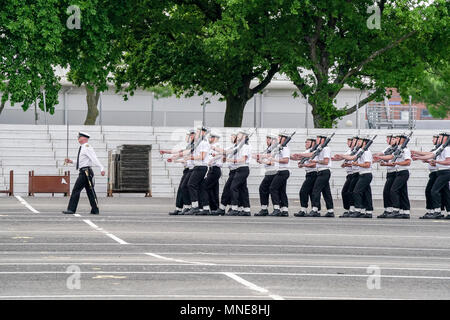 Neptune Road, Fareham. 16 mai 2018. Les Forces armées les préparatifs pour le mariage royal a eu lieu aujourd'hui à HMS Collingwood à Fareham, Hampshire. La préparation des exercices d'inclus par la Royal Navy de petits navires et de l'unité de plongée et les Royal Marines. Banque D'Images