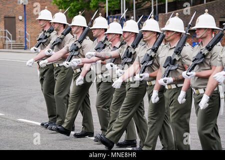 Neptune Road, Fareham. 16 mai 2018. Les Forces armées les préparatifs pour le mariage royal a eu lieu aujourd'hui à HMS Collingwood à Fareham, Hampshire. La préparation des exercices d'inclus par la Royal Navy de petits navires et de l'unité de plongée et les Royal Marines. Banque D'Images