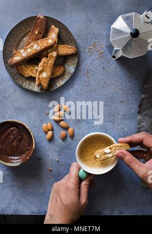 Biscottes aux amandes de blé entier Banque D'Images